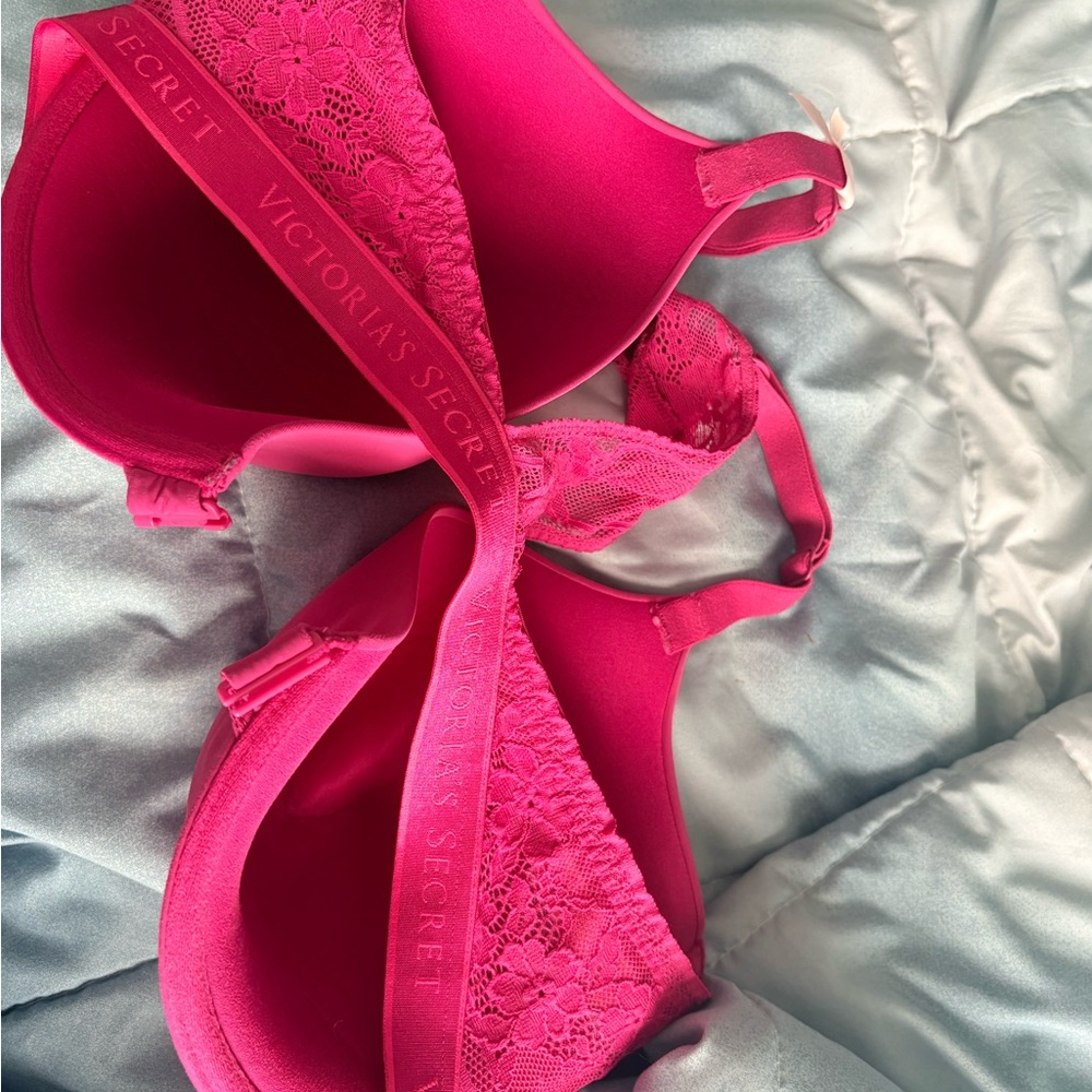 Victoria's Secret Bright Pink Lace Push-Up Bra